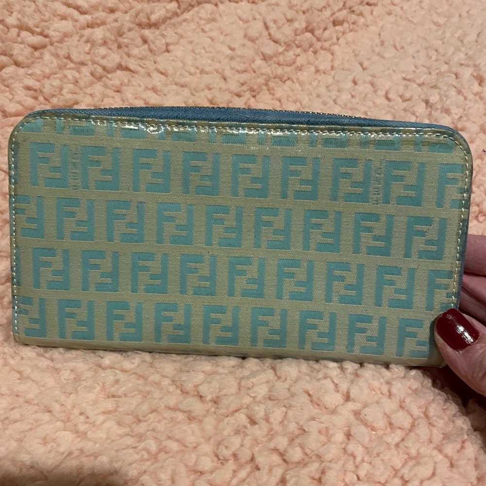 FENDI ZipAround Monogram Wallet. PICTURES ADDED. INCLUDING BOX
